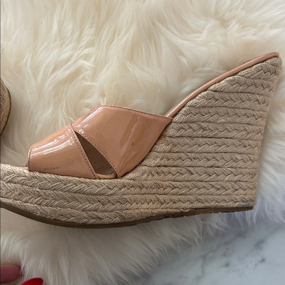 Jimmy Choo Nude Patent Leather Wedges Size EU 41 - Picture 5 of 16